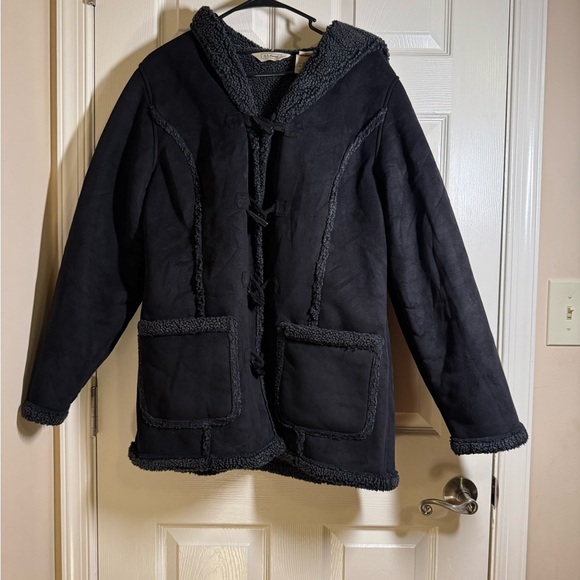 L.L. Bean black Fleece-Lined Heavy Warm Hooded Jacket - Picture 1 of 7